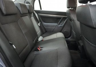 Подержанный автомобиль Opel Vectra Sedan 2007 года (13 фото)