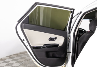 Подержанный автомобиль Kia Ceed Wagon 2018 года (21 фото)