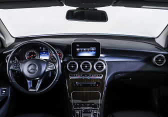 Подержанный автомобиль Mercedes-Benz GLC Coupe 2016 года (17 фото)