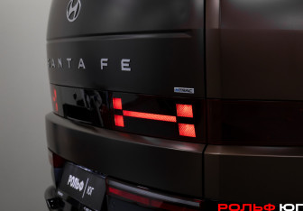 Подержанный автомобиль Hyundai Santa Fe 2024 года (31 фото)