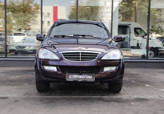 Подержанный автомобиль SsangYong Kyron 2010 года (2 фото)