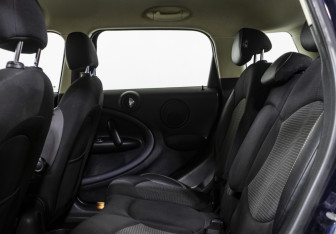 Подержанный автомобиль MINI Countryman 2013 года (14 фото)