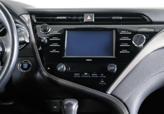 Подержанный автомобиль Toyota Camry Sedan 2020 года (14 фото)