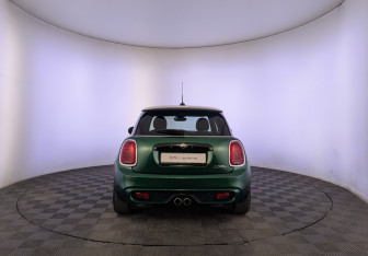 Подержанный автомобиль MINI Hatch 2019 года (6 фото)