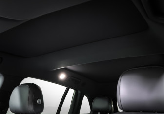 Подержанный автомобиль LiXiang L7 2024 года (18 фото)