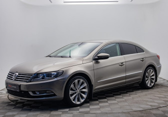 Подержанный автомобиль Volkswagen Passat CC 2013 года (1 фото)