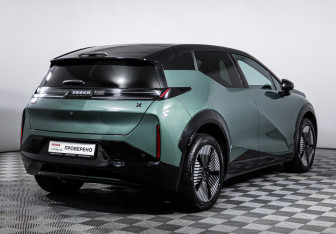 Подержанный автомобиль Zeekr X 2023 года (5 фото)