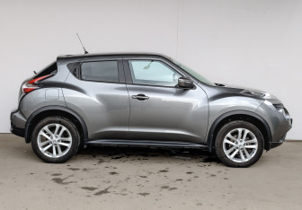 Подержанный автомобиль Nissan Juke 2018 года (4 фото)