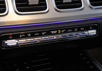 Подержанный автомобиль Mercedes-Benz GLE 2019 года (20 фото)