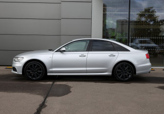 Подержанный автомобиль Audi A6 Sedan 2013 года (8 фото)