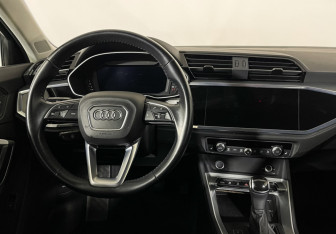 Подержанный автомобиль Audi Q3 Sportback 2020 года (15 фото)