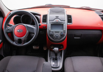 Подержанный автомобиль Kia Soul 2009 года (13 фото)