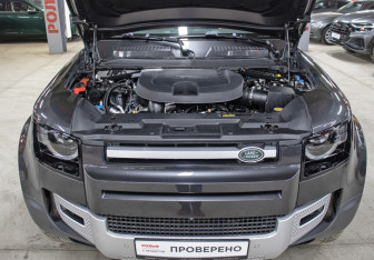 Подержанный автомобиль Land Rover Defender Suv 2023 года (9 фото)