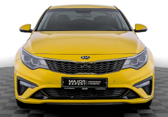 Подержанный автомобиль Kia Optima Sedan 2020 года (2 фото)