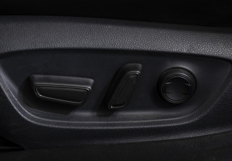 Подержанный автомобиль Toyota Camry Sedan 2018 года (18 фото)