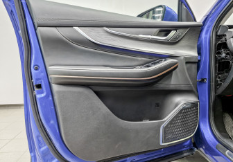 Подержанный автомобиль Exeed LX 2022 года (19 фото)