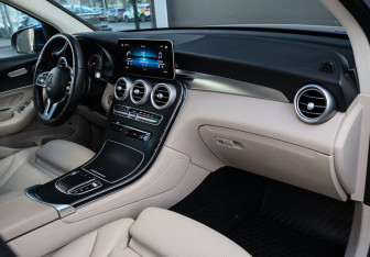 Подержанный автомобиль Mercedes-Benz GLC Coupe 2019 года (7 фото)