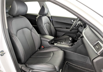 Подержанный автомобиль Kia Optima Sedan 2020 года (23 фото)