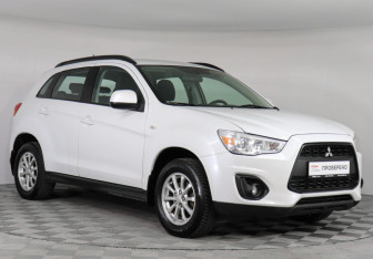 Подержанный автомобиль Mitsubishi ASX 2014 года (2 фото)