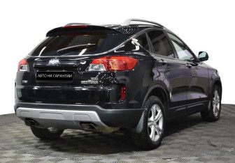 Подержанный автомобиль FAW Besturn X80 2018 года (4 фото)