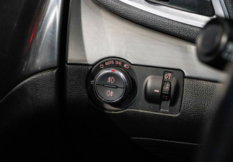 Подержанный автомобиль Opel Mokka 2013 года (13 фото)