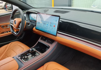 Подержанный автомобиль BYD Han 2022 года (13 фото)
