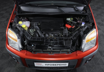 Подержанный автомобиль Ford Fusion 2007 года (9 фото)