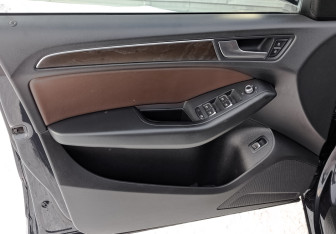 Подержанный автомобиль Audi Q5 2016 года (19 фото)