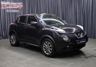 Подержанный автомобиль Nissan Juke 2014 года (3 фото)