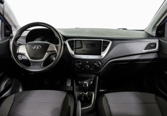 Подержанный автомобиль Hyundai Solaris Sedan 2017 года (6 фото)