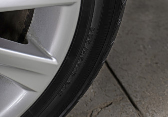 Подержанный автомобиль Lexus IS Sedan 2014 года (22 фото)