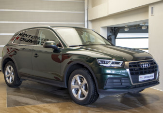 Подержанный автомобиль Audi Q5 2017 года (3 фото)