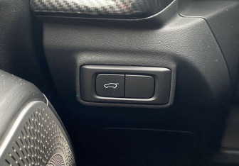 Подержанный автомобиль Haval H3 2024 года (20 фото)