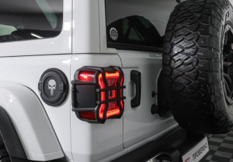 Подержанный автомобиль Jeep Wrangler 2022 года (20 фото)