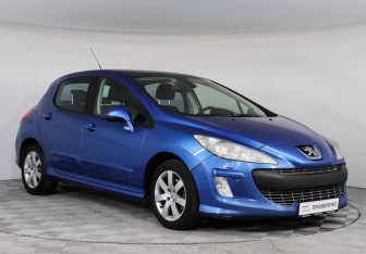Подержанный автомобиль Peugeot 308 Wagon 2008 года (2 фото)