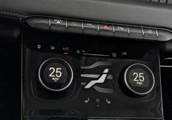 Подержанный автомобиль Exeed LX 2022 года (27 фото)