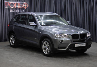 Подержанный автомобиль BMW X3 2013 года (3 фото)
