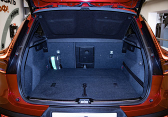 Подержанный автомобиль Volvo XC40 2019 года (29 фото)