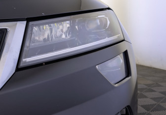 Подержанный автомобиль Skoda Karoq 2020 года (17 фото)