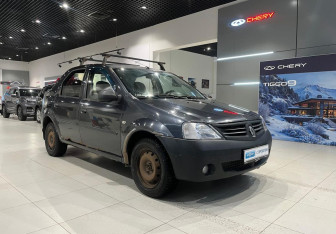 Подержанный автомобиль Renault Logan Sedan 2006 года (3 фото)