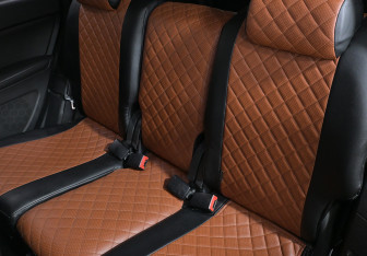 Подержанный автомобиль Skoda Yeti 2011 года (15 фото)