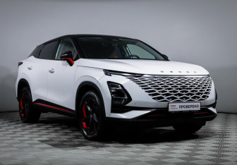 Подержанный автомобиль Omoda C5 2022 года (3 фото)