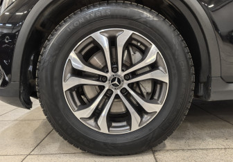 Подержанный автомобиль Mercedes-Benz GLC Coupe 2018 года (12 фото)