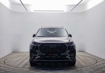 Подержанный автомобиль Chery Tiggo 8 Pro Plug-in Hybrid 2023 года (2 фото)