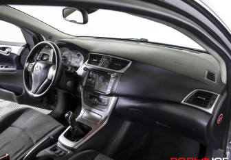 Подержанный автомобиль Nissan Sentra Sedan 2014 года (9 фото)