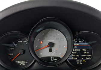 Подержанный автомобиль Porsche Macan 2014 года (18 фото)