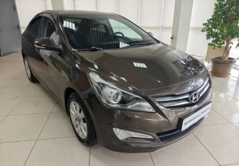 Подержанный автомобиль Hyundai Solaris Sedan 2016 года (3 фото)