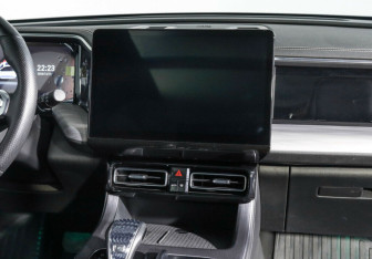 Подержанный автомобиль GAC GS8 2023 года (13 фото)