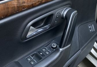 Подержанный автомобиль Volkswagen Passat CC 2012 года (18 фото)