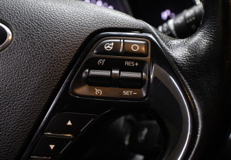 Подержанный автомобиль Kia Ceed Hatchback 2014 года (19 фото)